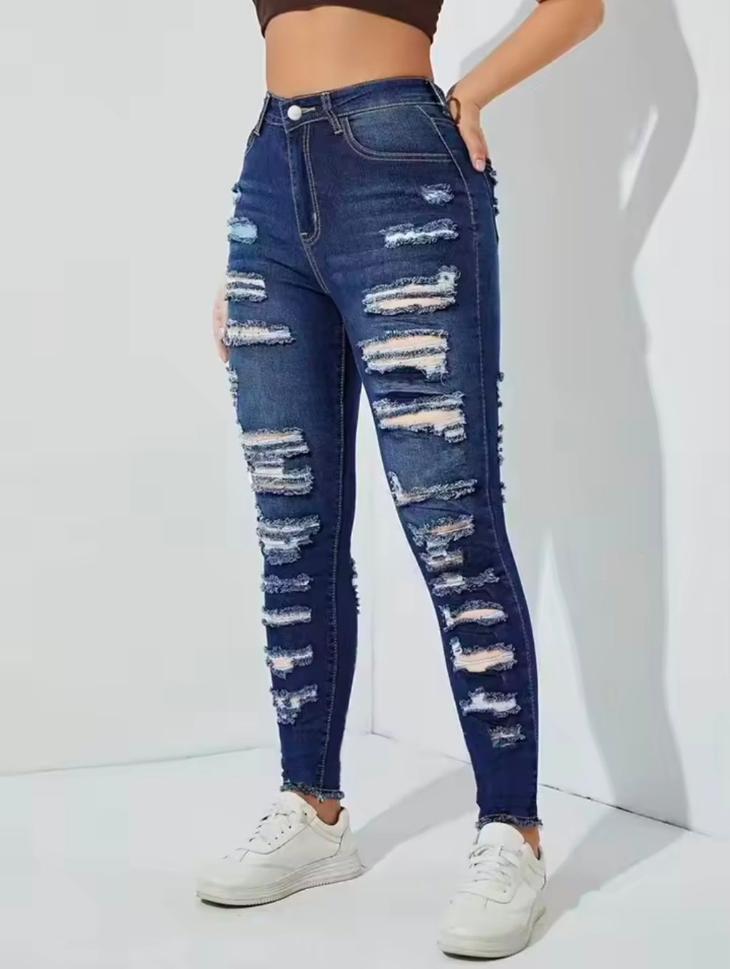 Cut jeans