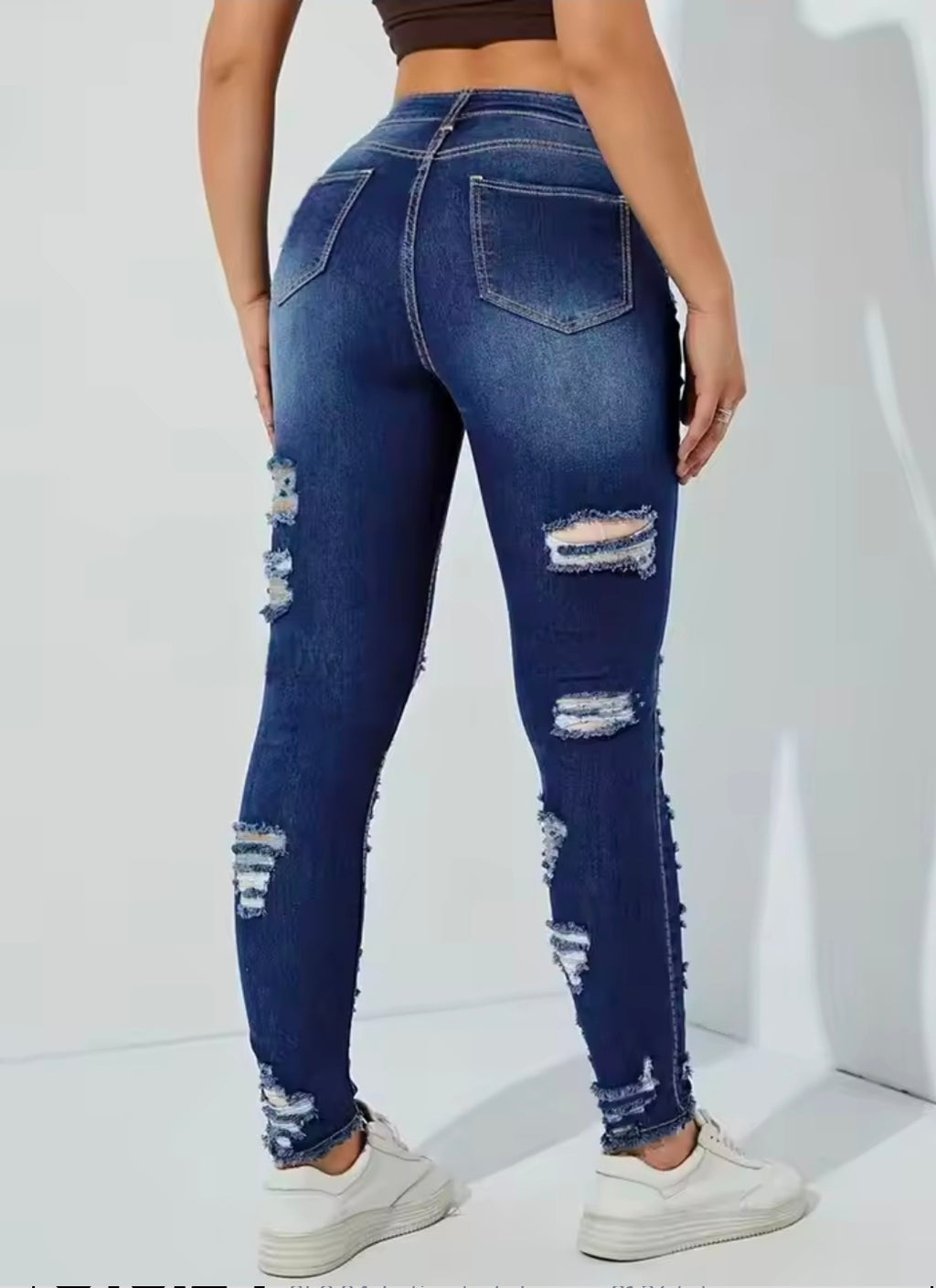Cut jeans